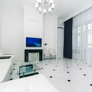 Vip Near Kreschatyk, 31а Pushkinska Street , Kyiv Ukraine